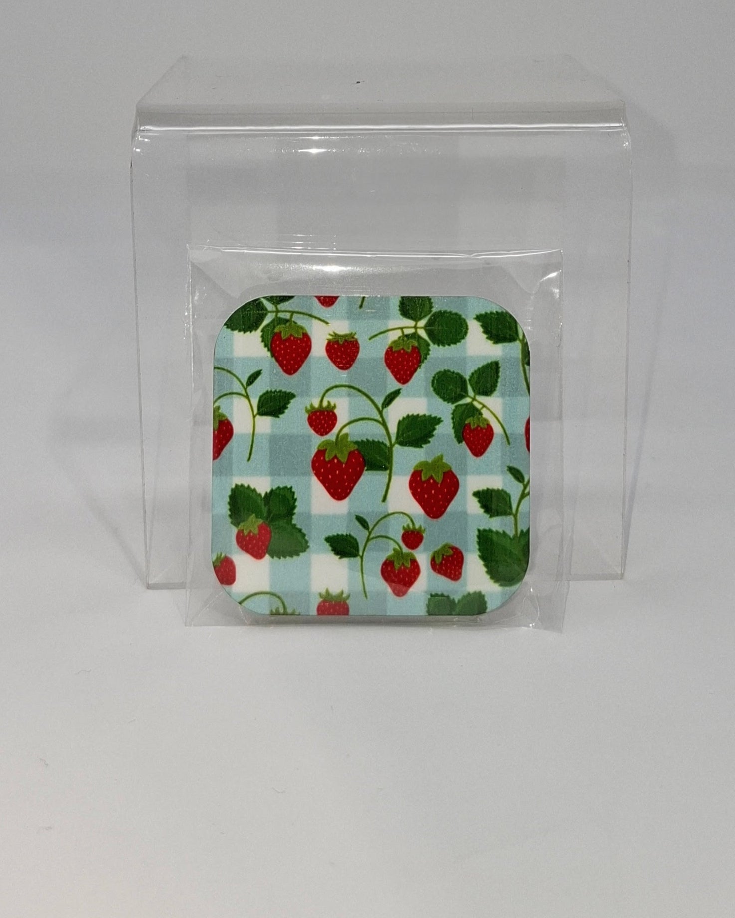 Strawberry Picnic Fridge Magets